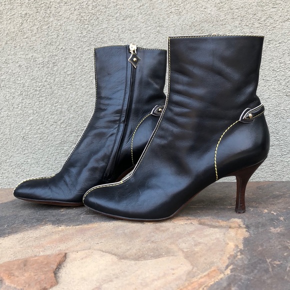 Louis Vuitton leather ankle booties - Picture 1 of 7